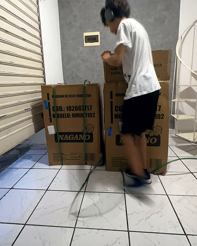 As caixas das máquinas Nagano